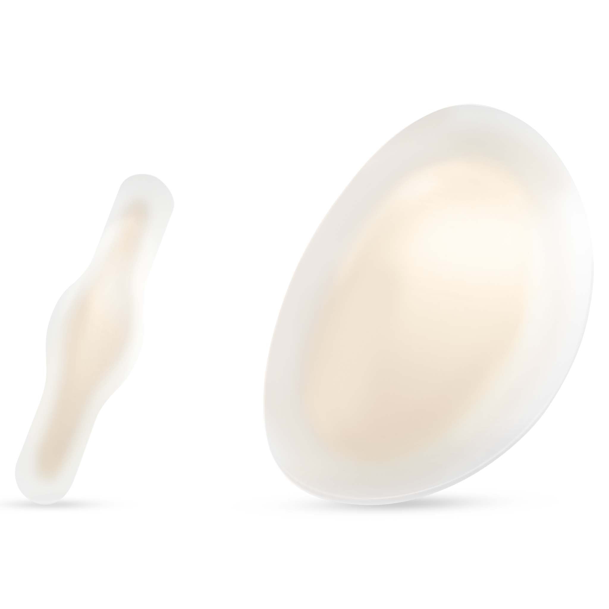 Framifrån av genomskinligt vita Blister plaster, sports care, med små och stora ovala former.