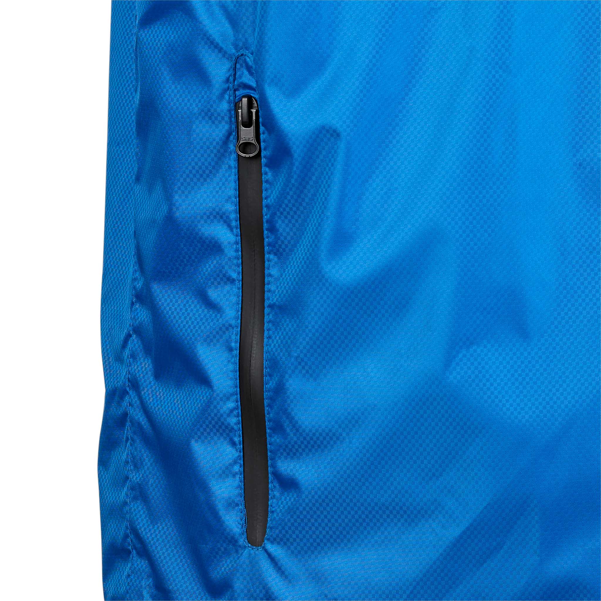 Närbild av All-weather jacket Monaco v24, Match- & träningskläder, blått tyg med svart blixtlåsficka