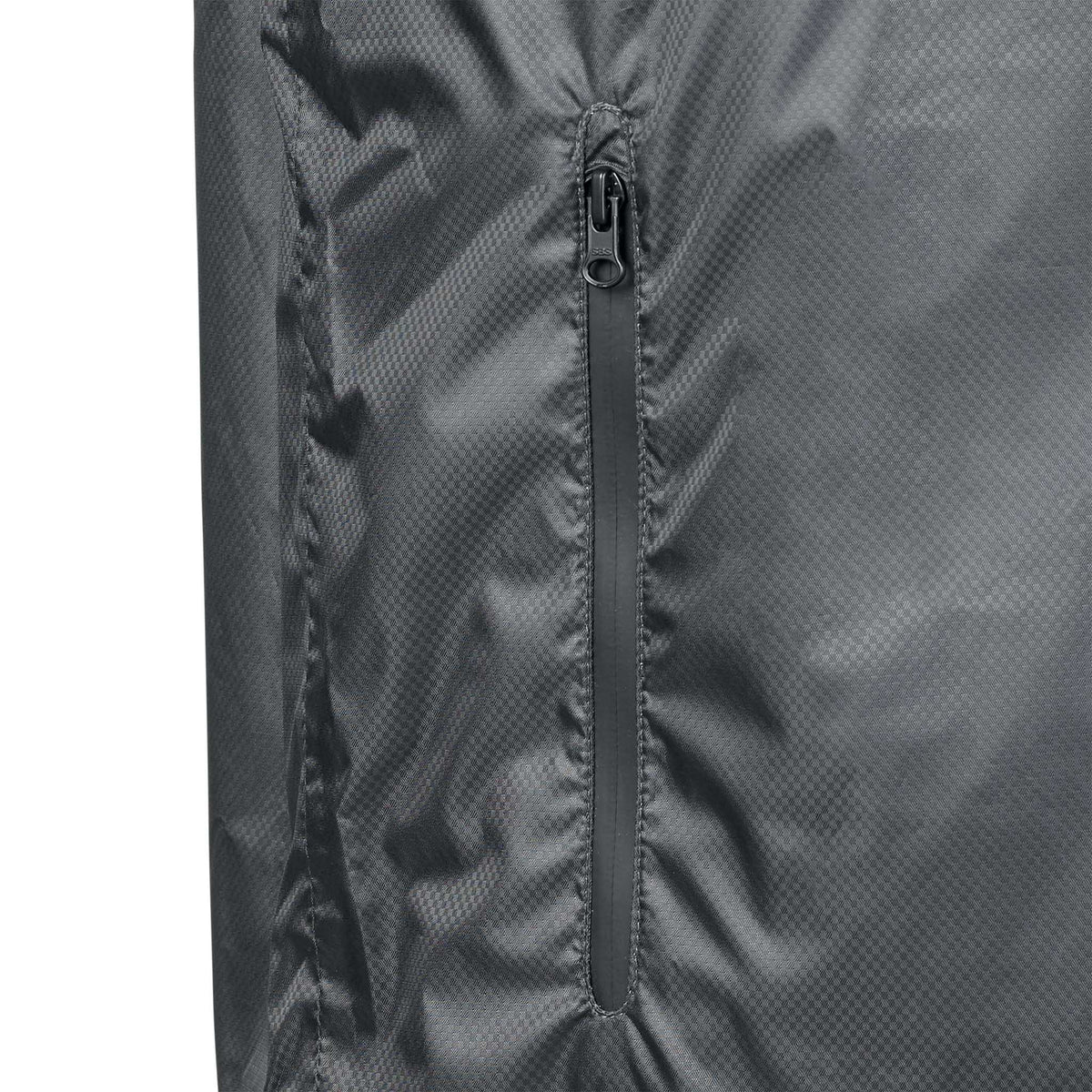 Nærbillede af grå All-weather jacket Monaco v24, Kamp- & træningstøj, med lynlåsdetalje og struktureret stof.
