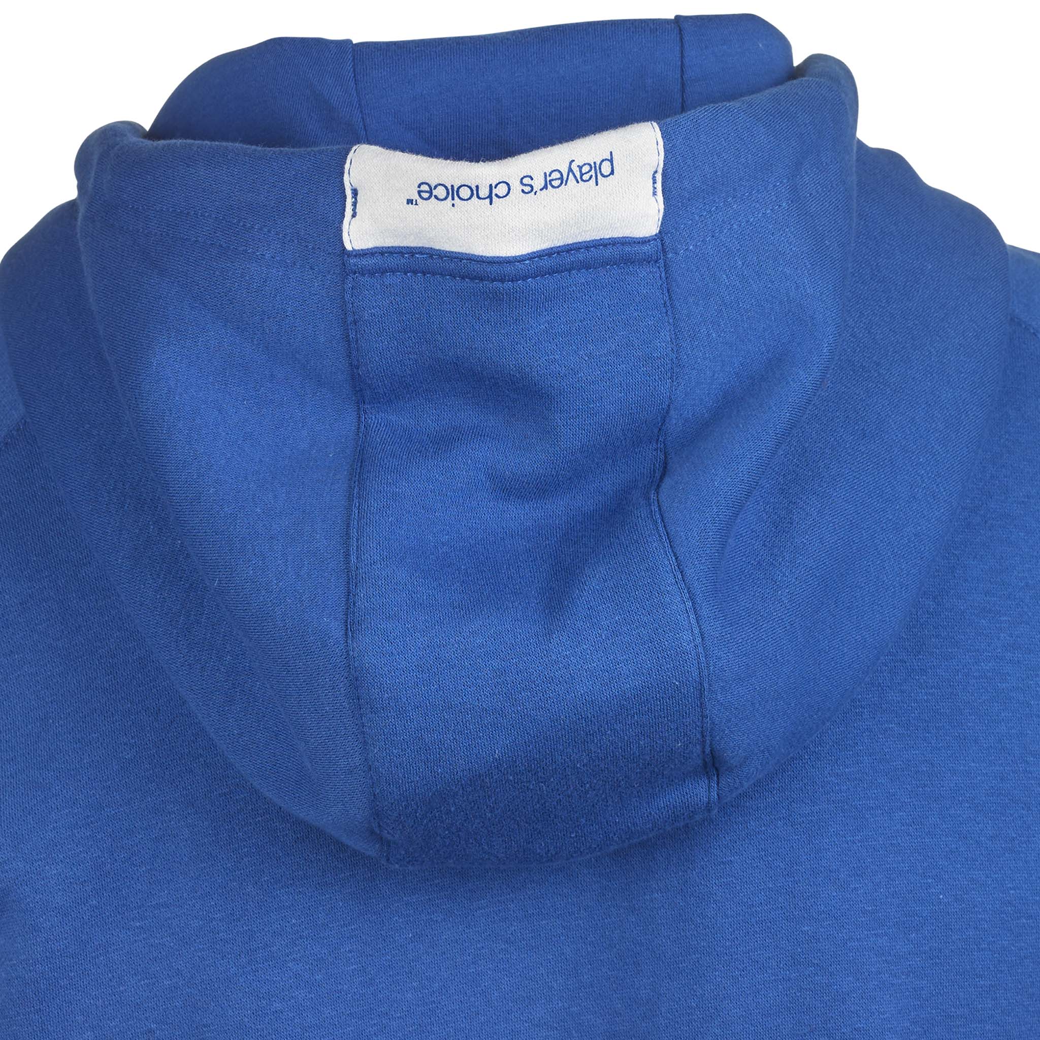 Närbild av blå Zip hoodie Oxford v25 fritidskläder, visar luva med vit etikett.
