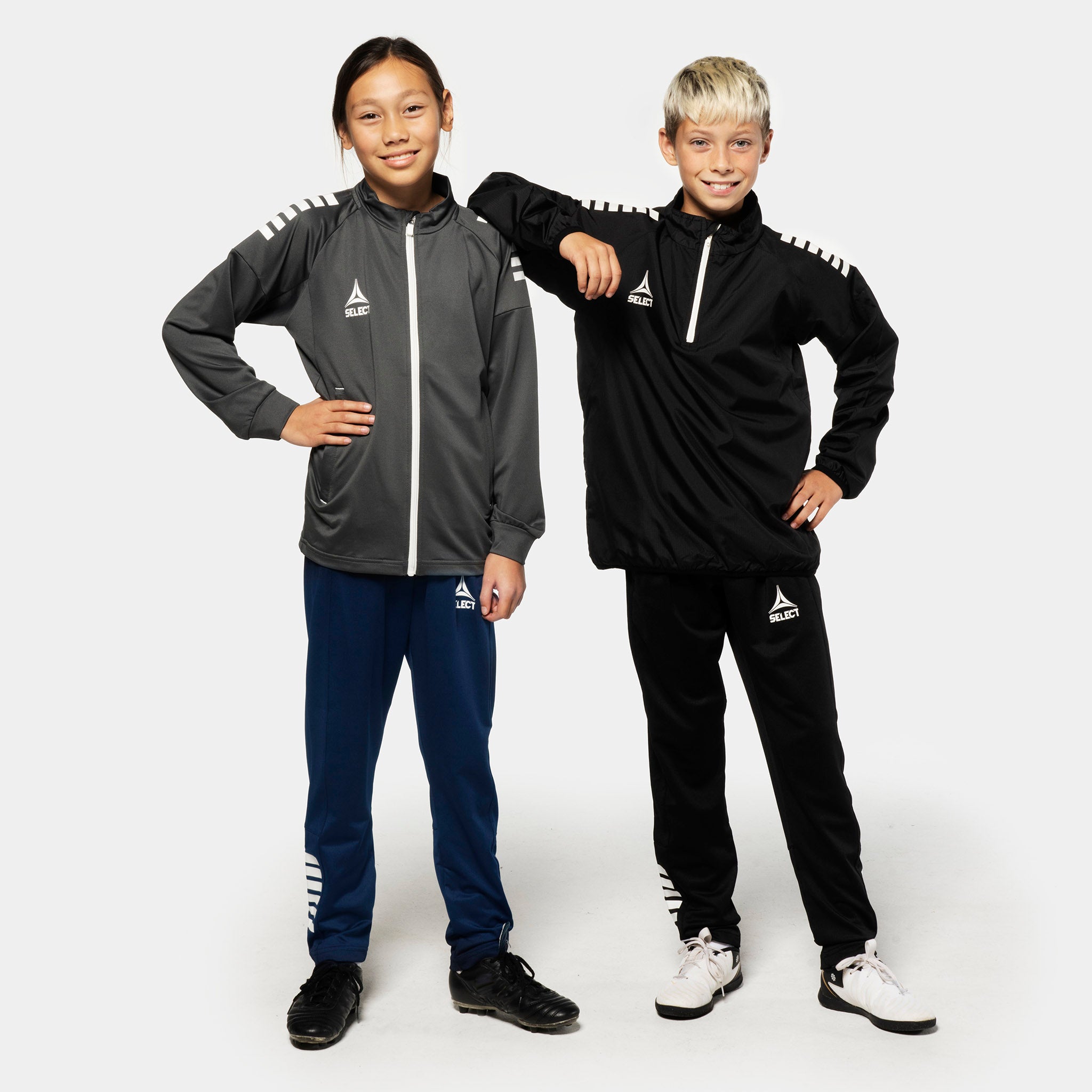 Spain Träningsbyxor regular fit - Barn #färg_ #färg_svart #färg_svart