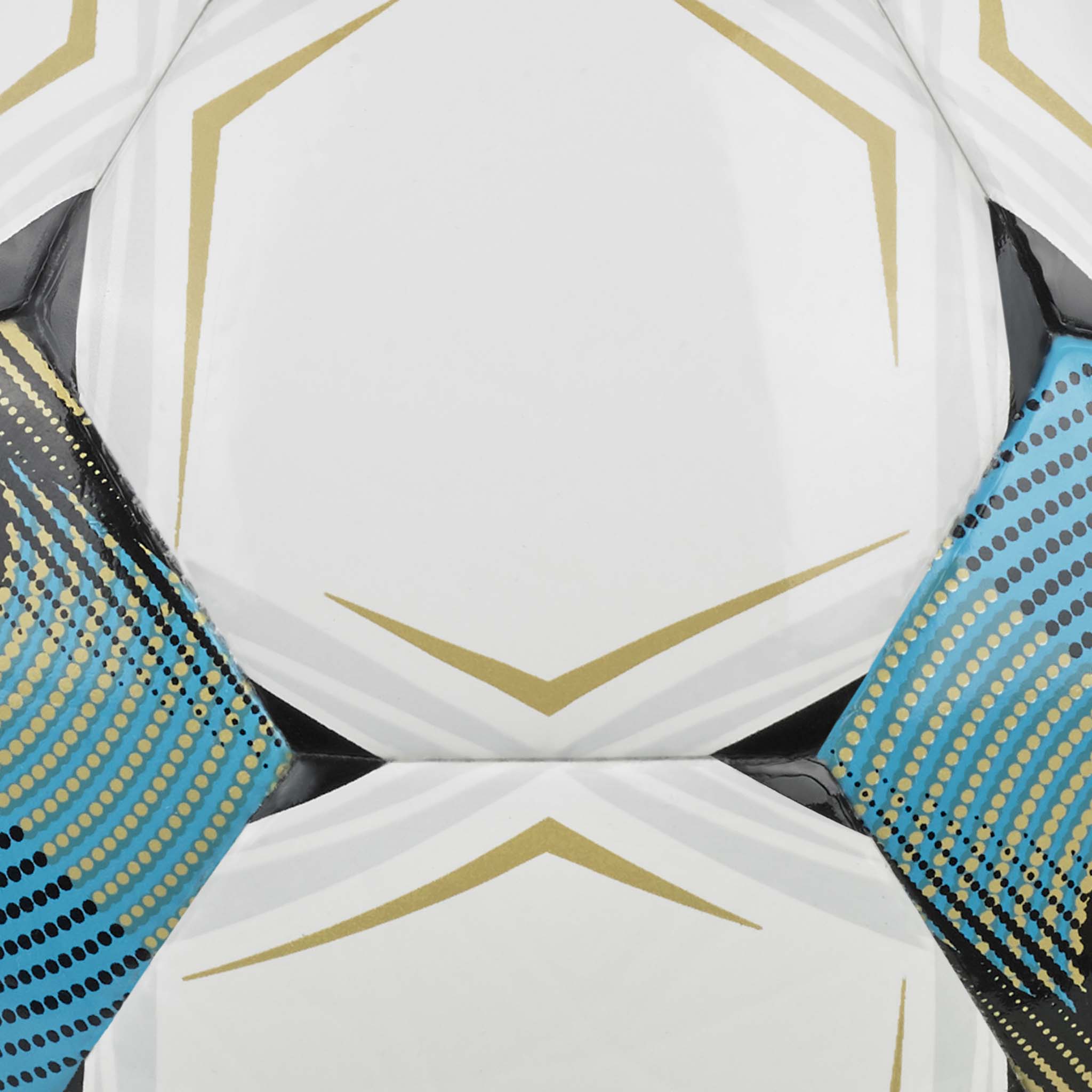 Närbild av Futsal Attack v26 fotboll med vita paneler, guldaccenter och turkosa strukturerade detaljer.